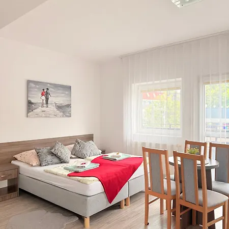 게스트하우스 Roma 레왈